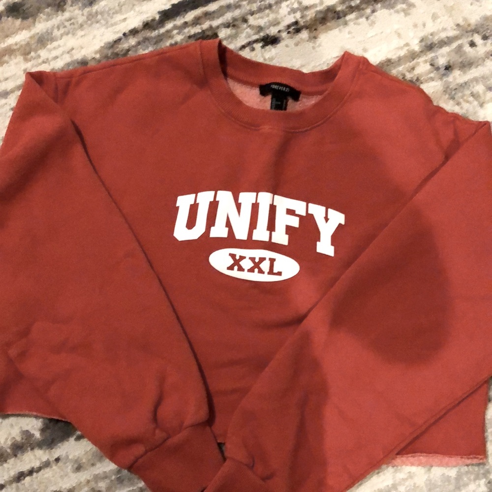 Forever 21 Cropped Sweatshirt Size M